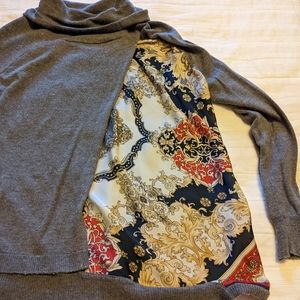 Printed turtleneck